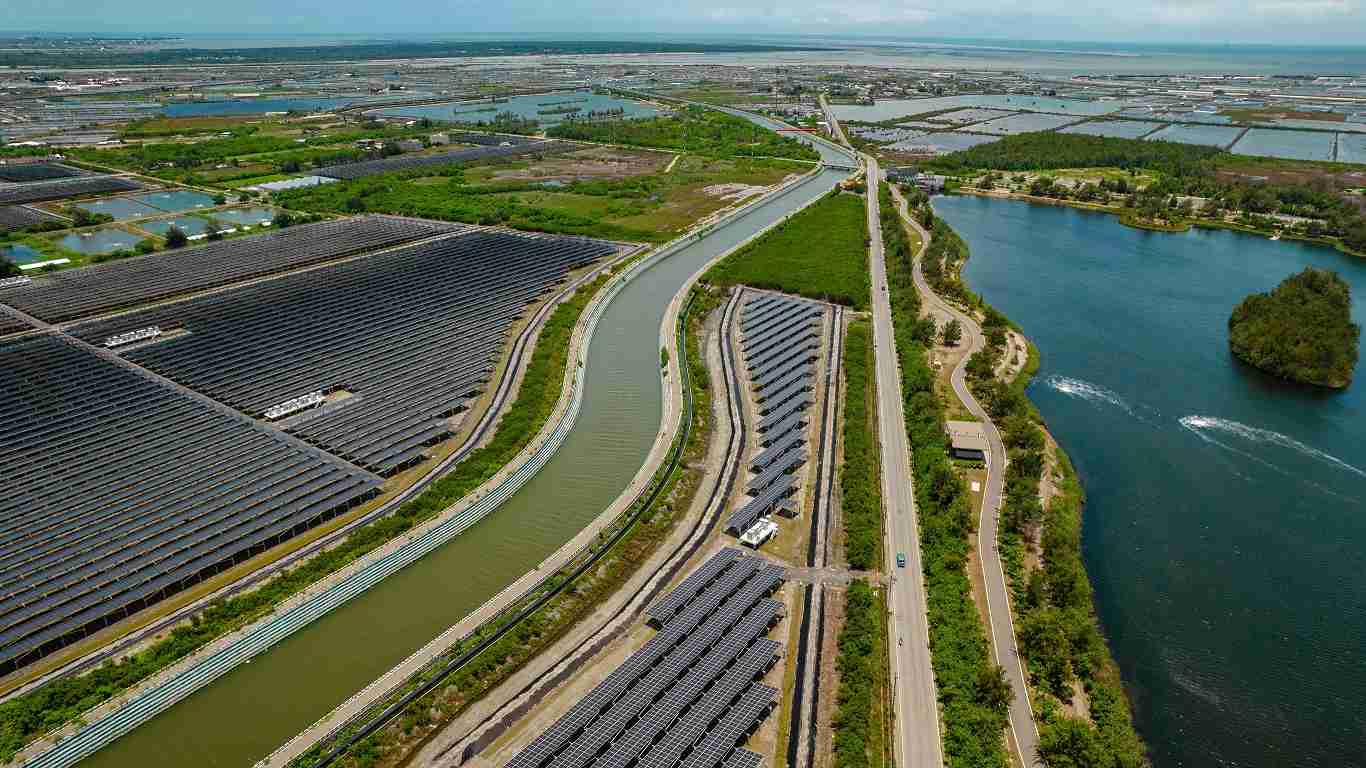 欧陆注册能源事业提供智慧能源管理、、、、太阳能监控管理、、全方位电厂建置及运维解决方案，，，并拥有管理超过6000案场的经验